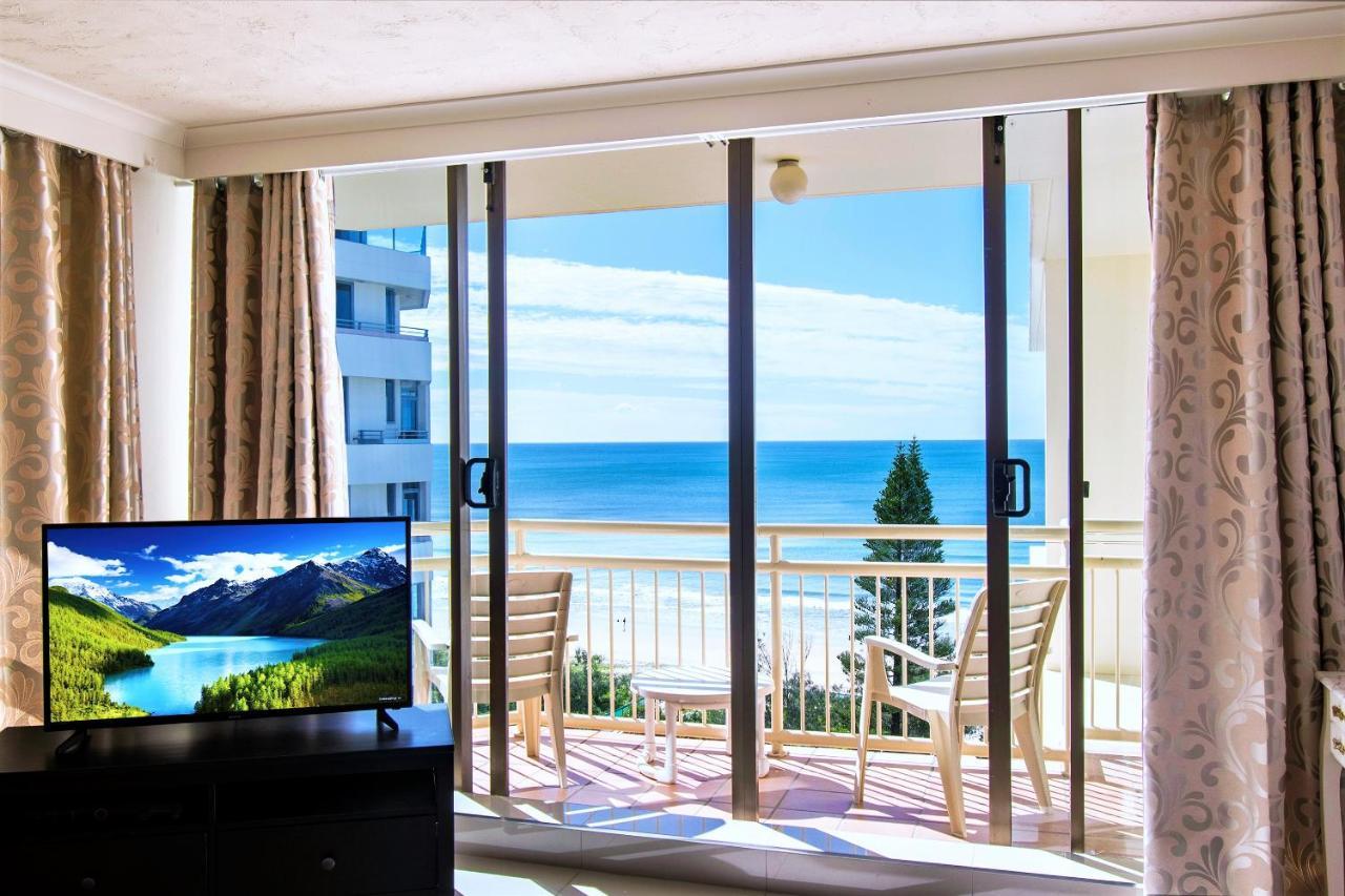 Seacrest Beachfront Apartments Surfers Paradise Gold Coast Luaran gambar