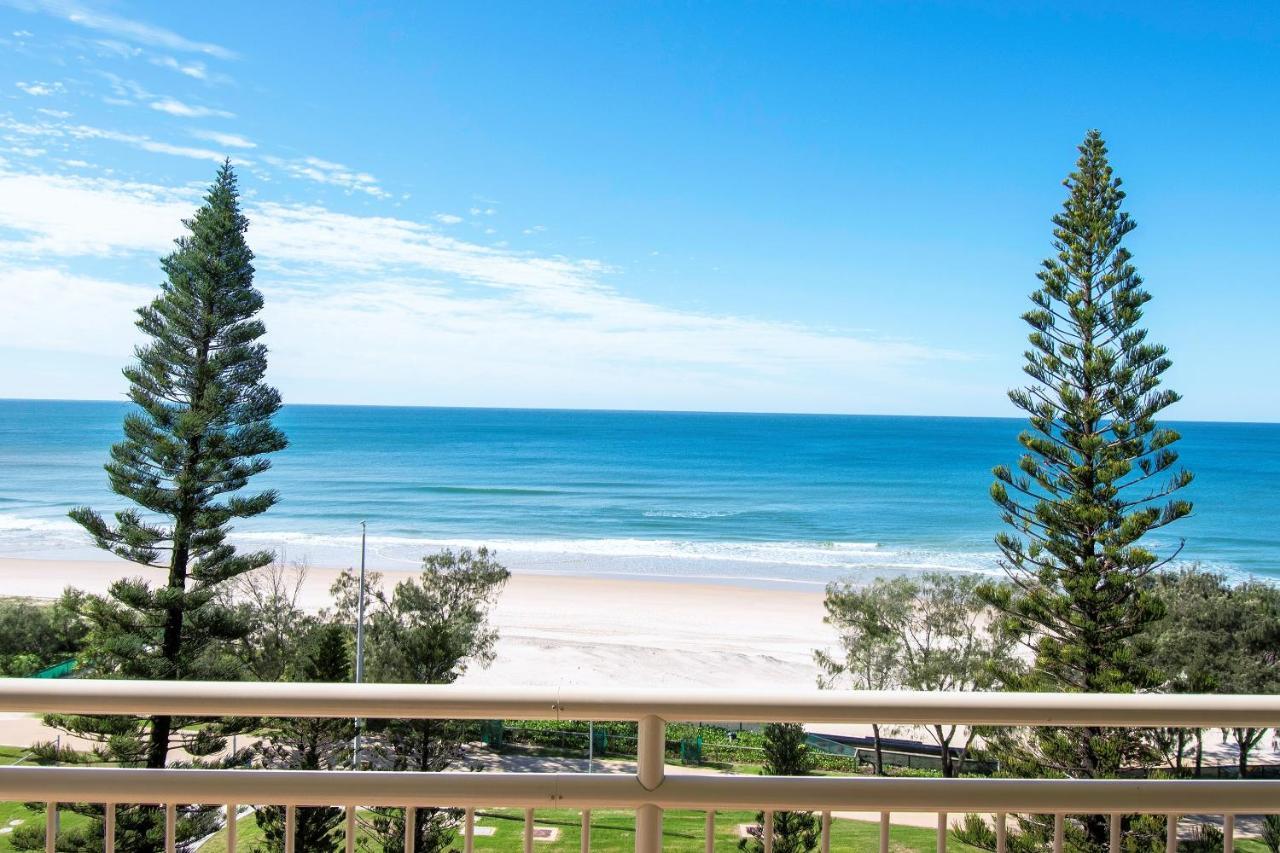 Seacrest Beachfront Apartments Surfers Paradise Gold Coast Luaran gambar