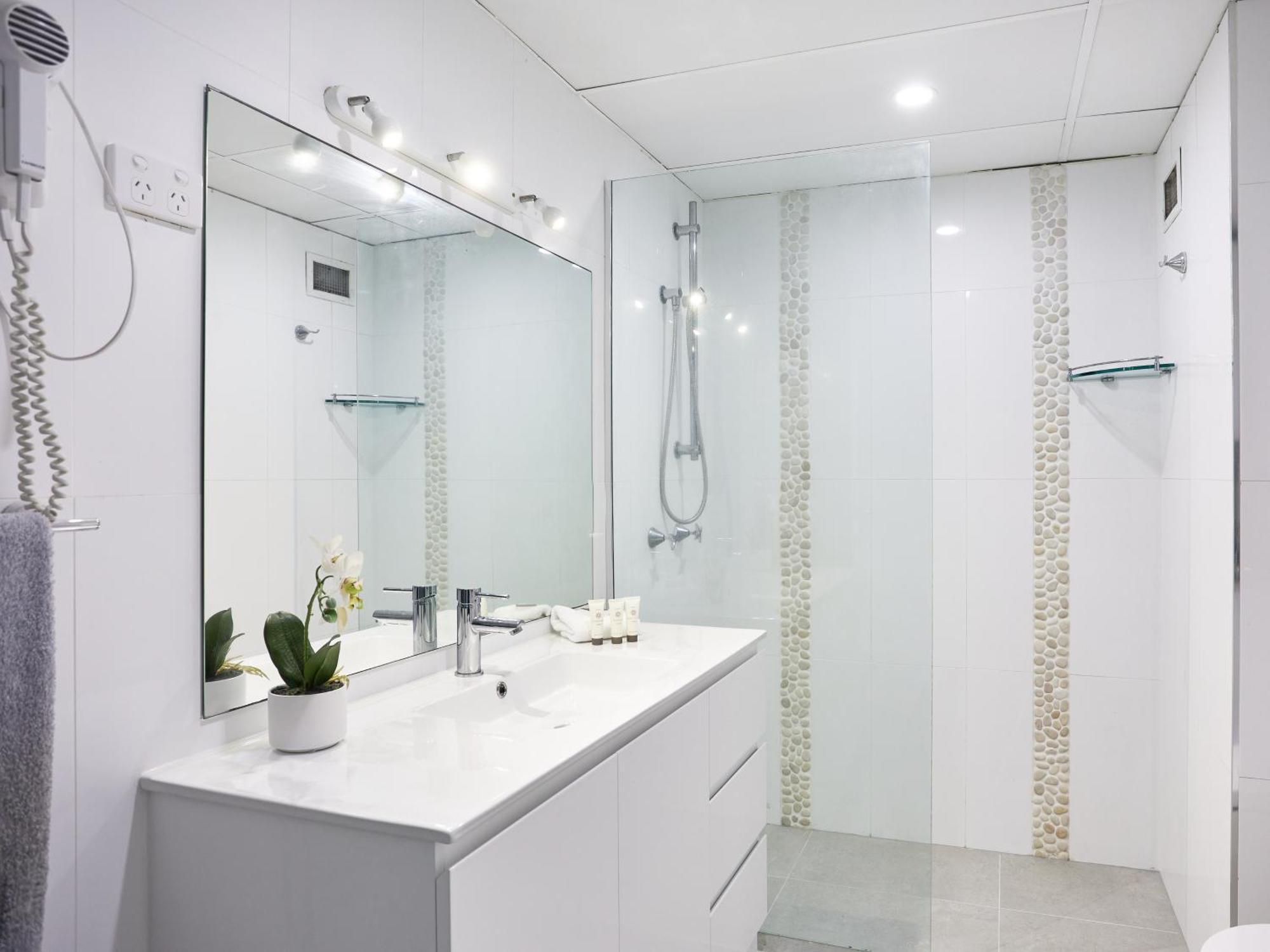 Seacrest Beachfront Apartments Surfers Paradise Gold Coast Luaran gambar