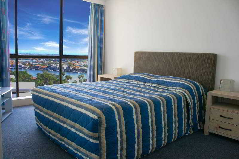 Seacrest Beachfront Apartments Surfers Paradise Gold Coast Luaran gambar